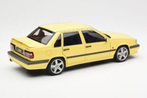Volvo 850 T-5R Galben AUTOart 1:18 79501 Metal - imaginea 3 din 8