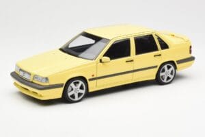 Volvo 850 T-5R Galben AUTOart 1:18 79501 Metal