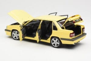 Volvo 850 T-5R Galben AUTOart 1:18 79501 Metal - imaginea 5 din 8