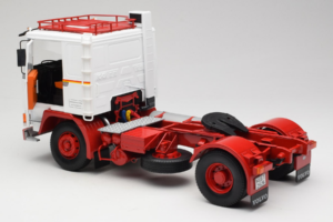 Volvo F12 Alb Roșu Road Kings 1:18 RK180031 Metal - imaginea 5 din 8