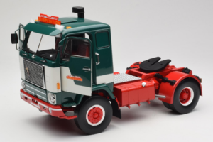 Volvo F88 Bilspedition Verde Alb MCG 1:18 MCG18139 Metal - imaginea 2 din 8