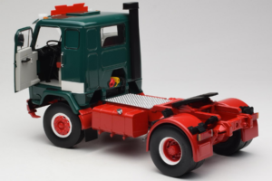 Volvo F88 Bilspedition Verde Alb MCG 1:18 MCG18139 Metal - imaginea 5 din 8
