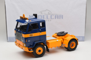 Volvo F88 Albastru Închis Galben MCG 1:18 MCG18140 Metal - imaginea 8 din 8