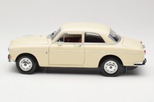 Volvo P121 Amazon Alb Revell 1:18 08866 Metal - imaginea 4 din 8