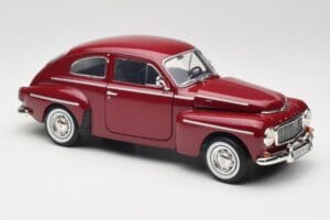 Volvo PV544 Cherry Red Revell 1:18 08887 Metal - imaginea 6 din 8