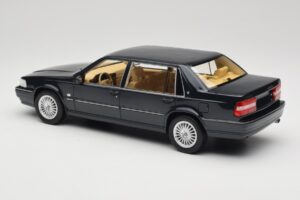 Volvo S90 Royal Blue DNA 1:18 DNA000088 Metal - imaginea 5 din 6