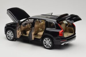 Volvo XC90 Onyx Black Paudi Model 1:18 9430842 Metal - imaginea 5 din 8