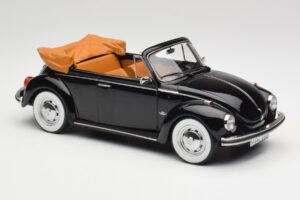 Volkswagen Beetle 1303 Cabriolet Negru Norev 1:18 188533 Metal - imaginea 4 din 6
