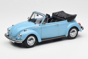 Volkswagen Beetle 1303 Cabriolet Albastru Deschis Norev 1:18 188531 Metal