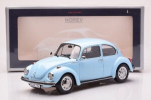 Volkswagen Beetle 1303 Albastru Deschis Norev 1:18 188532 Metal - imaginea 6 din 6