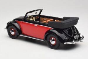 Volkswagen Beetle Cabriolet Negru & Roșu Minichamps 1:18 107054132 Rășină - imaginea 5 din 6