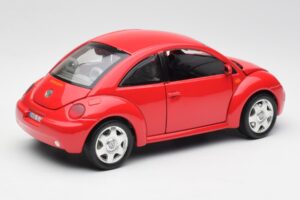 Volkswagen New Beetle Roșu Bburago 1:18 8185108 Metal - imaginea 3 din 8