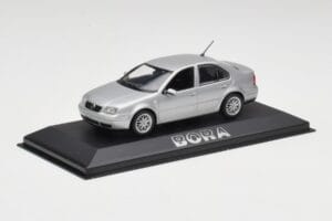 Volkswagen Bora Reflex Argintiu Minichamps 1:43 81982223S Metal - imaginea 2 din 4