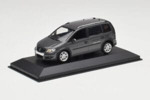 Volkswagen Cross Touran Platinum Gri Minichamps 1:43 400056170 Metal - imaginea 2 din 4
