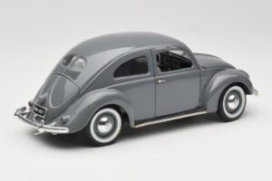 Volkswagen Export Sedan Agave Grey Maisto 1:18 100299 Metal - imaginea 3 din 8