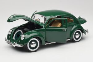Volkswagen Export Sedan Beryl Verde Maisto 1:18 31820 Metal - imaginea 2 din 8