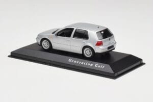 Volkswagen Golf Mk4 Reflex Argintiu Minichamps 1:43 4527111022 Metal - imaginea 3 din 4