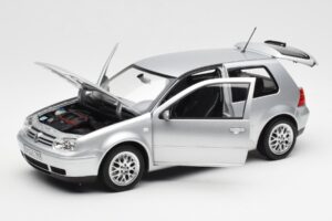 Volkswagen Golf Mk5 GTI Argintiu Norev 1:18 188570 Metal - imaginea 2 din 8