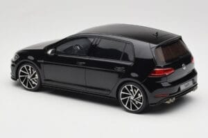 Volkswagen Golf R Mk7 Deep Black Otto 1:18 OT417 Rășină - imaginea 5 din 6