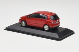 Volkswagen Golf Plus Tornado Roșu Minichamps 1:43 821911110 Metal - imaginea 3 din 4