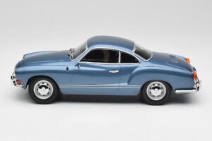 Volkswagen Karmann Ghia Coupe Neptune Albastru Minichamps 1:18 155054022 Metal - imaginea 3 din 6