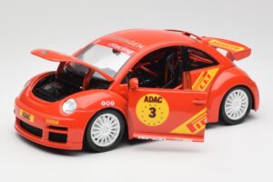 Volkswagen New Beetle Cup Bburago 1:18 3329 Metal - imaginea 2 din 8