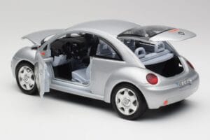 Volkswagen New Beetle Reflex Argintiu Metalic Bburago 1:18 3322 Metal - imaginea 5 din 8