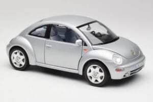 Volkswagen New Beetle Reflex Argintiu Metalic Bburago 1:18 3322 Metal - imaginea 6 din 8