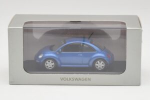 Volkswagen New Beetle Satellite Albastru Minichamps 1:43 430058004 Metal - imaginea 4 din 4