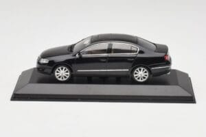 Volkswagen Passat B6 Sedan Shadow Albastru Metallic Minichamps 1:43 PASSAT001 Metal