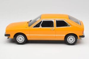 Volkswagen Scirocco GTI Mk1 Jaune Marino Otto 1:18 OT467 Rășină - imaginea 3 din 6