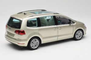 Volkswagen Sharan 7N Reflex Argintiu Metalizat Minichamps 1:18 110051002 Metal - imaginea 3 din 8