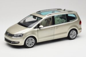 Volkswagen Sharan 7N Reflex Argintiu Metalizat Minichamps 1:18 110051002 Metal