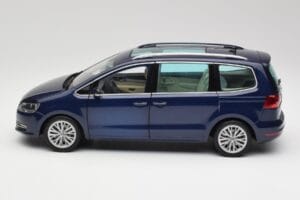 Volkswagen Sharan 7N Shadow Albastru Metalizat Minichamps 1:18 110051100 Metal - imaginea 4 din 8
