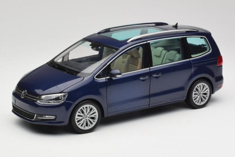 Volkswagen Sharan 7N Shadow Albastru Metalizat Minichamps 1:18 110051100 Metal