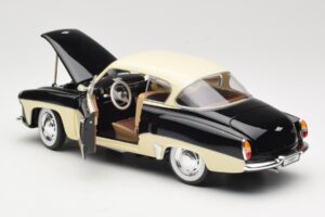 Wartburg 311 Coupe Negru & Bej Revell 1:18 8419 Metal - imaginea 5 din 8