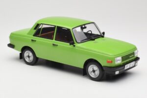 Wartburg 353 Verde MCG 1:18 MCG18062 Metal - imaginea 4 din 6