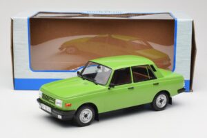 Wartburg 353 Verde MCG 1:18 MCG18062 Metal - imaginea 6 din 6