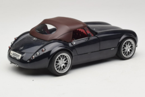 Wiesmann Roadster MF Carbon Black Revell 1:18 WIESMANN001 Metal - imaginea 4 din 9
