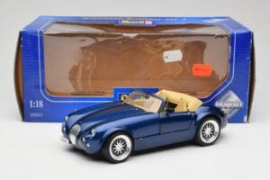 Wiesmann Roadster MF3 Albastru Revell 1:18 08861 Metal - imaginea 8 din 8