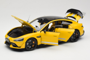 Xiaomi SU7 Ultra Galben OEM 1:18 BHR9995CN Metal - imaginea 2 din 8