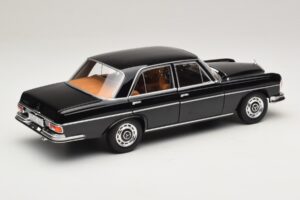 Mercedes 280 SE W108 Negru Norev 1:18 183360 Metal - imaginea 3 din 8