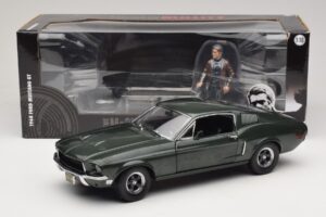 Ford Mustang GT Bullitt cu Figurină Steve McQueen Greenlight 1:18 12885 Metal - imaginea 8 din 8