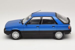 Renault 11 TXE Blue Metallic MCG 1:18 MCG18591 Metal - imaginea 3 din 6