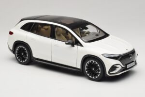 Mercedes EQS SUV X296 Manufaktur Diamond White NZG 1:18 B66960590 Metal - imaginea 6 din 8