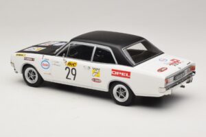 Opel Commodore A #29 J-L. Clarr / J-P. Peyroux Tour de France Automobile 1971 MCG 1:18 MCG18562R Metal - imaginea 5 din 6