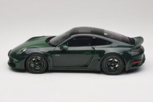 Porsche 911 992 Turbo S Brabus 900 Rocket R Mean Green GT Spirit 1:18 GT959 Rășină - imaginea 3 din 6