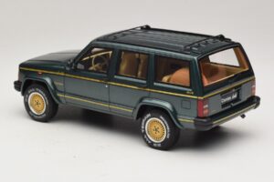 Jeep Cherokee XJ Limited Hunter Green Otto 1:18 OT1204 Rășină - imaginea 5 din 6