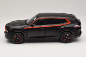 BMW XM G09 Matt Black Minichamps 1:18 110023301 Metal - imaginea 4 din 8