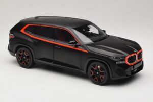 BMW XM G09 Matt Black Minichamps 1:18 110023301 Metal - imaginea 6 din 8